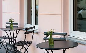 Newly Renovated Boutique Hotel Vier Jahreszeiten In The Heart Of Salzburg
